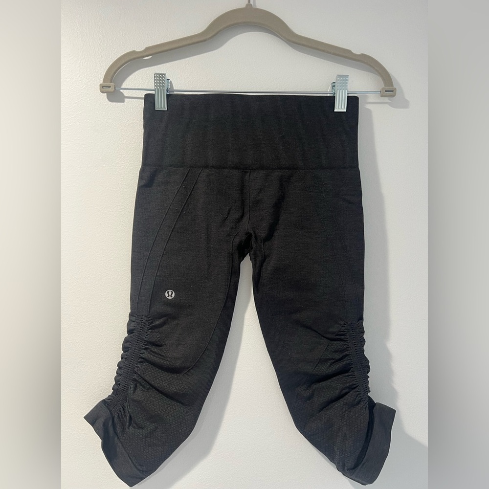 lululemon athletica women’s Charcoal Leggings